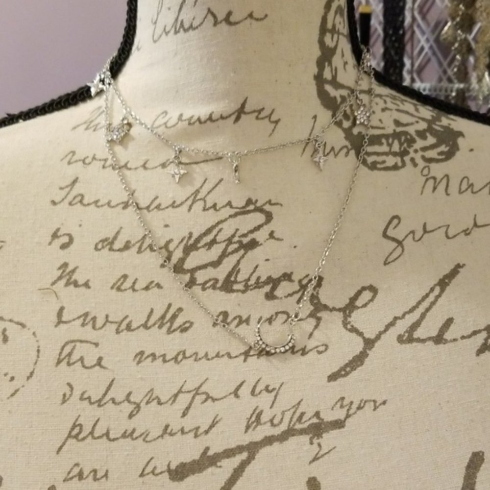 ☆Grace☆ Silver Moon Necklace - Picture 2 of 2